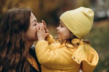 "Motherhood in Wartime" Photography Exhibition