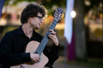 Gitaros muzikos vakaras su Luku Isaak