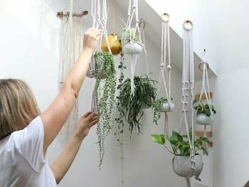 Virvelių menas-gėlių vazono laikiklis